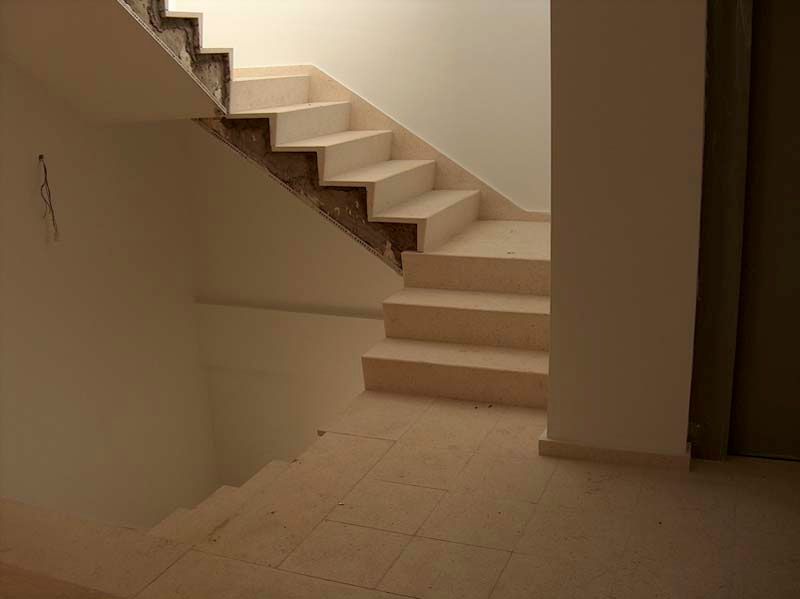 Construcciones González Herrera escaleras